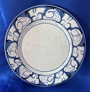1 Potting Shed Dedham Pottery Rabbit 8-5/8" Plate ~ Signed KRA91 USA - Picture 1 of 2
