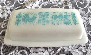 Vintage Pyrex Amish BUTTERPRINT Covered Butter Dish Cover W/ Base, White Aqua - Picture 1 of 4