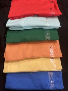 Camiseta para hombre Tommy Hilfiger manga corta cuello en V - Imagen 1 de 21