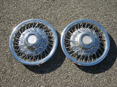 Factory 1981 to 1983 AMC Concord 14 inch wire spoke hubcaps wheel covers - Image 1 of 4