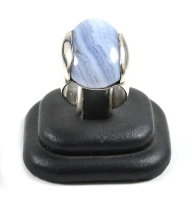 Anello taglio Moderno in Calcedonio e Argento 925 Made In Italy - Immagine 1 di 3