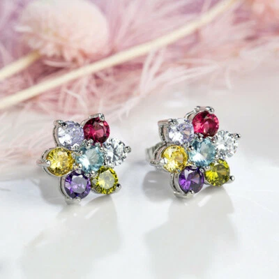 Aretes de plata con gemas de granate amatista multitrina con forma de flor arco iris Foto 1 de 4