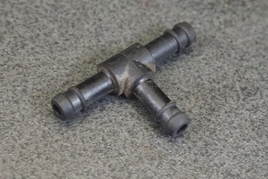 FITTING,FUEL,T-TYPE KAWASAKI GPZ600R 86-87 92005-1112 23633 - Bild 1 von 4