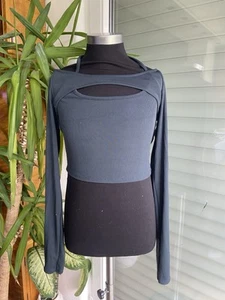 PULL&BEAR cropped Stretch RippShirt Gr M Kreuzträger Mega Ausschnitt DUNKELGRÜN - Bild 1 von 7