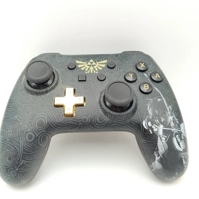 Controlador Pro Nintendo Switch con cable Legend of Zelda Triforce PowerA (sin cable) Foto 1 de 4