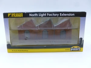 Graham Farish N 42-022 Scenecraft Resin North Light Factory Extension - Picture 1 of 13