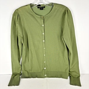 Cardigan donna August seta PM verde oliva leggero con bottoni davanti - Foto 1 di 13