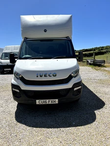 Iveco Daily 35S13 luton van with tail lift - Picture 1 of 11