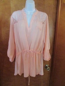 Ladies "Wrapper" 1X, Peach Color, Self Tie Waist, 3/4 Tab Sleeve, V-Neck, Blouse - Picture 1 of 3