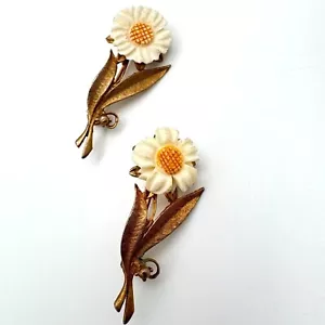 Gänseblümchen Blume 2er Set goldfarbene Brosche Anstecknadel weiß Emaille Akzente Vintage - Bild 1 von 8