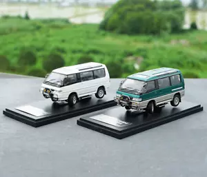 Escala 1/43 Mitsubishi DELICA 4x4 Diecast Coche Modelo Regalos Colección 2 Colores - Imagen 1 de 14