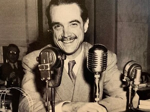 SIGNED - HOWARD HUGHES : The Untold Story by Pat H. Broeske and Peter H. Brown - Picture 1 of 17