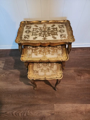Vintage FLORENTINE ITALIAN Gold Gilt NESTING Stacking TABLES Hollywood Regency Cover