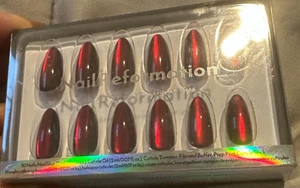 Nail Reformation Red Press On Nails Set 32 Nägel Kleber Nagelhautöl rot Katzenauge - Bild 1 von 4