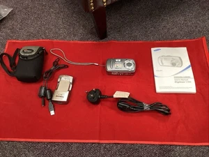 Samsung Digimax V800 Digital Camera. 8.1MP. USED. Tested, Works - Picture 1 of 24