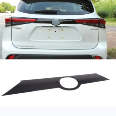 Cubierta moldeada tapa maletero trasero negro piano Toyota Highlander 2022-23 Foto 1 de 4