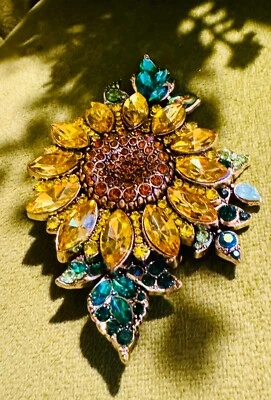 Vintage Large Citrine Marquis Rhinestones Sun Flower Brooch Pin sunflower Metal - Image 1 of 4