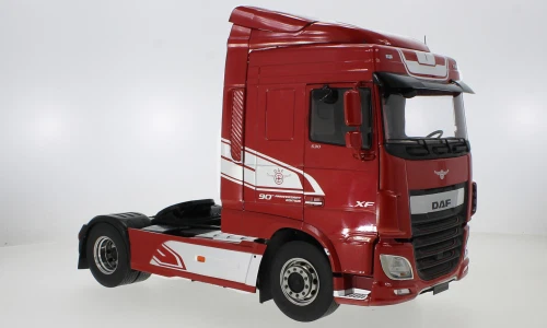 Premium ClassiXXs DAF XF Space Cab Red 2018 1:18 - Image 1 of 1