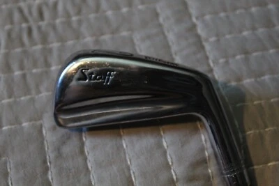 ***** WILSON STAFF 1976-77 STAFF-# 2 IRON-R/H- ORIGINAL STIFF SHAFT ***** - Image 1 of 4