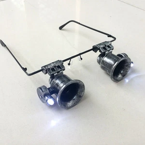 LED Glasses Flashing Light Rave Club Party Costume Slotted Robot Light Glasses - Picture 1 of 4