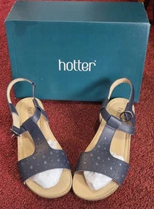 Hotter - Festival Navy Multi Leather Sandals - UK Size 7 - Brand New In Box - Picture 1 of 13