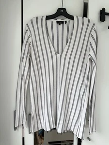 Theory Long Jumper Off-white & Black Stripes Long Sleeves V-Neck - Picture 1 of 11