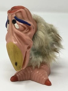 Vintage Sorgenvogel Kunststoff pelziger Bussard Figur Mid Century Psycho 1950’s 60’s - Bild 1 von 10