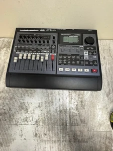 Roland VS-890 24-bit Digital Studio Workstation (Workstation Only) - Tested - Picture 1 of 11