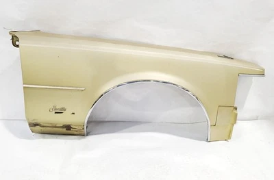 Cadillac Seville 1976 1977 1978 1979 OEM guardabarros dorado mano derecha Foto 1 de 4