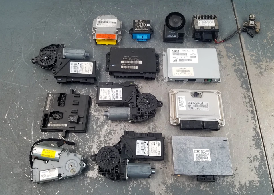 Módulos de control de carrocería Audi S4 B7 2007 #5275 M4 Foto 1 de 4