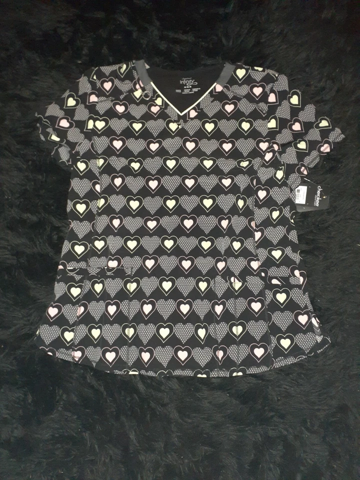 Cherokee Heart Beats V-Neck Print Scrub Top - Image 1 of 1