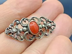 Art Deco Sterling Silver & Salmon Coral Embossed Pin Brooch Austria Marked KB 4g - Picture 1 of 5