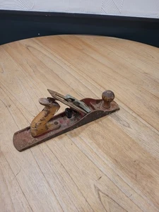 VINTAGE STANLEY BAILEY NO. 5 WOOD PLANE Broken Handle  - Picture 1 of 7