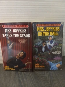Emily Brightwell A Victorian Mystery Mrs. Jeffries Series Lot Of 2 Books - Picture 1 of 5