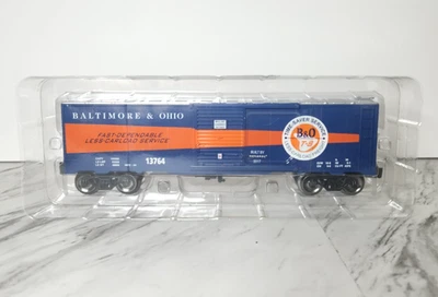 Menards Gold Line 279-2654 O Scale BALTIMORE OHIO Red Boxcar Train Car NO BOX - Image 1 of 4