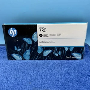HP 730 Photo Black Ink Cartridge 300ml - P2V73A - 07/2027 - Picture 1 of 2