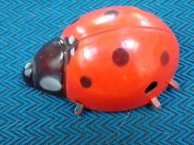 Tri Ang Minic ladybird, coccinelle mécanique, plastique, cute vintage toy - Photo 1/3