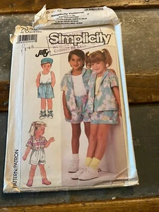 Simplicity Kinder Pull On Shorts & Top Schnittmuster 5-6-6X 7925 - Bild 1 von 2