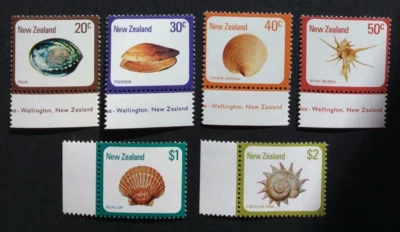 BroadviewStamps GB New Zealand #674-77, 96-97 margin singles MNH XF.  CV$14+ - Image 1 of 2