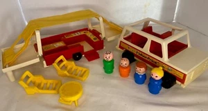 Vintage 1979 Fisher Price Little People Pop-up Camper Jeep 992 And More! - Picture 1 of 14