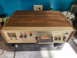 Realistic TR-800 Cartridge 8 Track Tape Recorder. READ - Picture 1 of 14