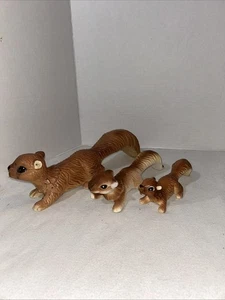 3 CERAMIC ARTMARK WALL MOUNT CLIMBING SQUIRREL FIGURINES - Picture 1 of 16