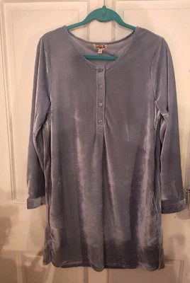 Top túnica manga larga azul terciopelo One World talla L Foto 1 de 4