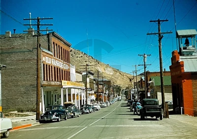 Virginia City Nevada Main Street, Carros, Old Washoe Club+: 1950's 35mm Slide - Imagem 1 de 4
