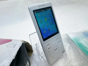 Sony Walkman NW-S774 8GB White Digital Media Player Bundle Speaker AC Adapter - Picture 1 of 21