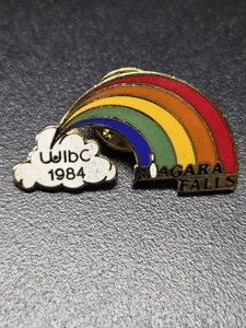 Vintage 1984 Niagara Falls WIBC Womens Bowling Lapel / Hat Pin - Bild 1 von 3