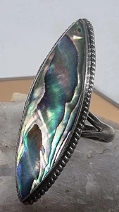Vintage Mid-Century Sterling Silver Paua Shell Ring 4cm Long Size P½ NZ - Foto 1 di 5