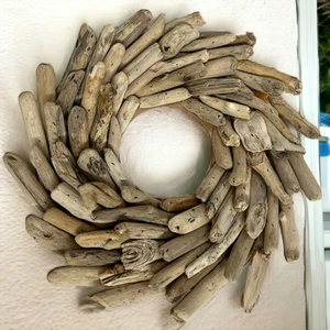 Coastal Natural Driftwood Round Sun Wall Art Rustic Boho Beach Door Wreath 40cm - Picture 1 of 6
