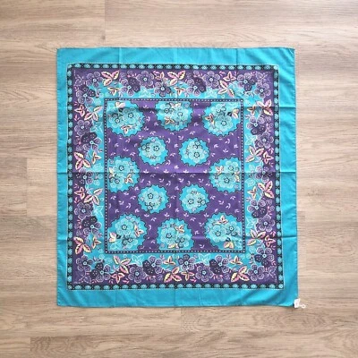 Винтажный квадратный шарф с цветочным рисунком бандана ретро большой 31 x 29 дюймов поликоттон США новый из старых запасов RN 14193 - Изображение 1 из 4