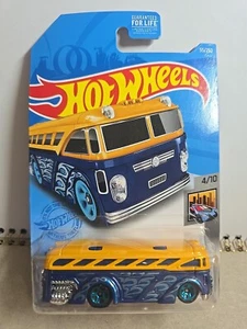 Hot Wheels 2021 HW METRO #4/10 - SURFIN' SCHOOL BUS #55/250 - Bild 1 von 7